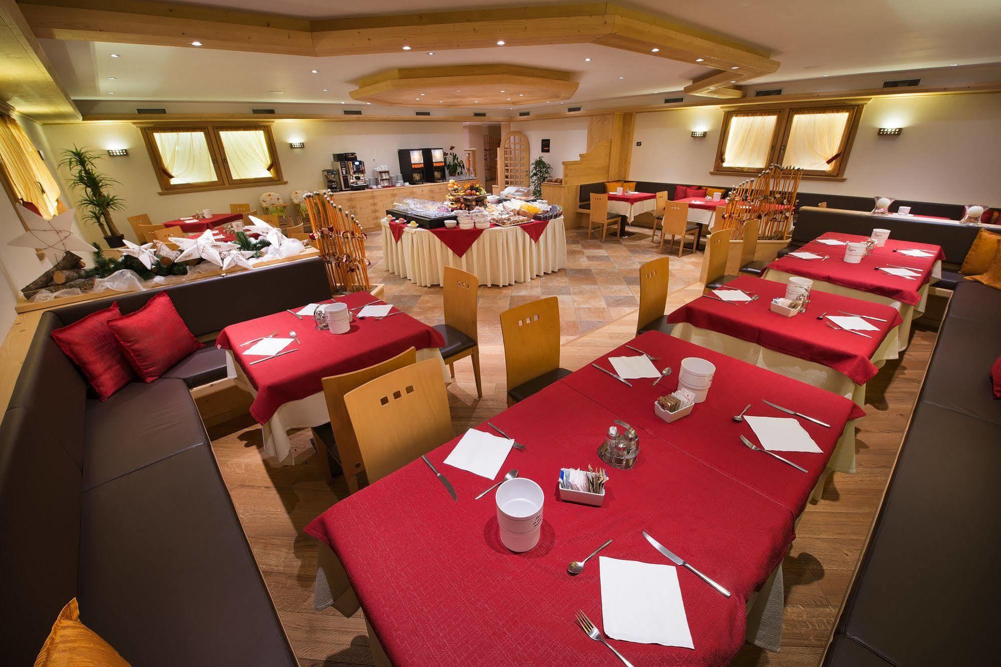 Hotel Meeting Livigno Exterior photo